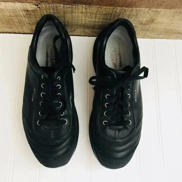 MBT Leather Sneakers  - Picture 4 of 7